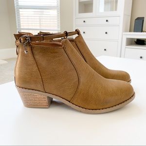 Steven Ella Camel Boots T1658